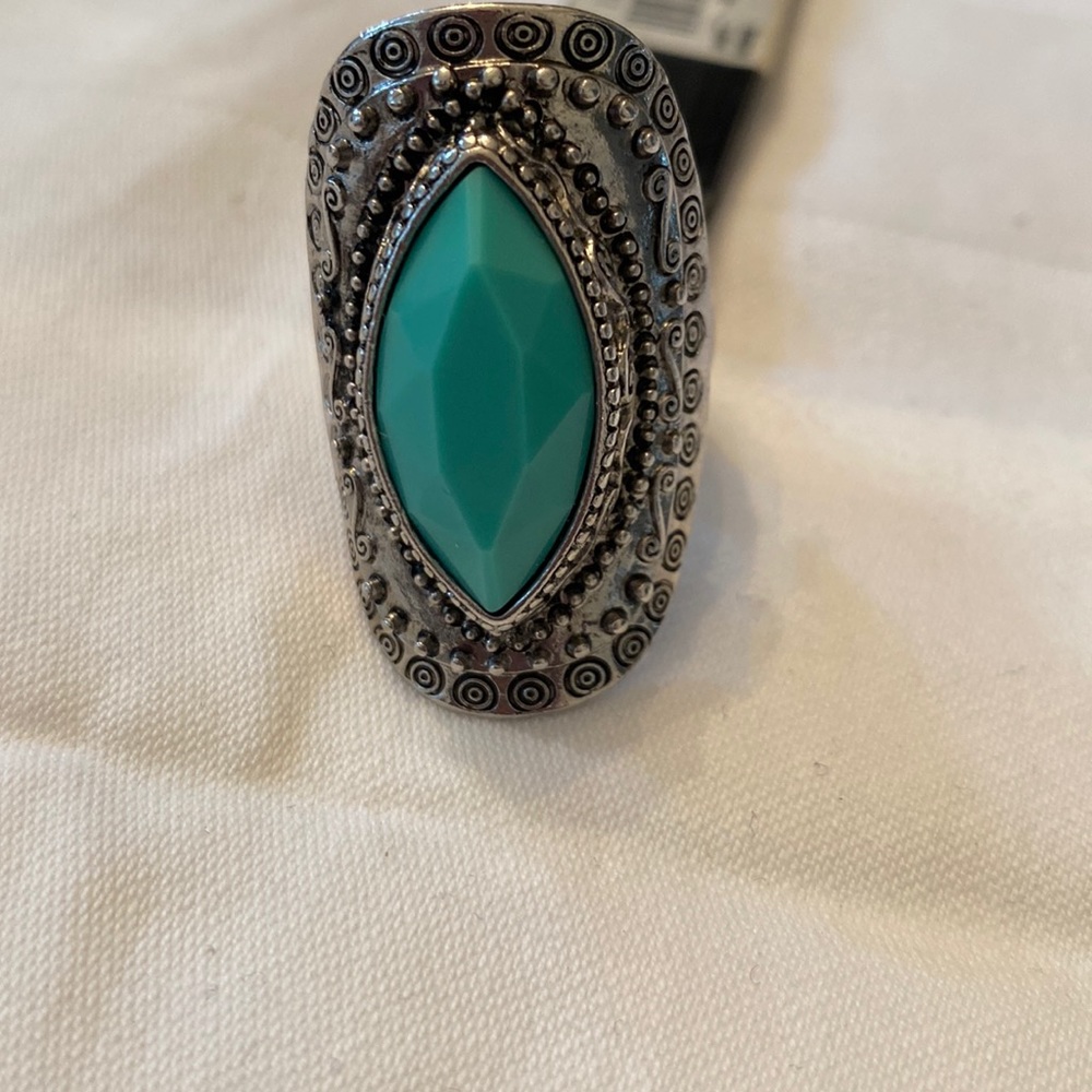 Vintage guess stretch ring